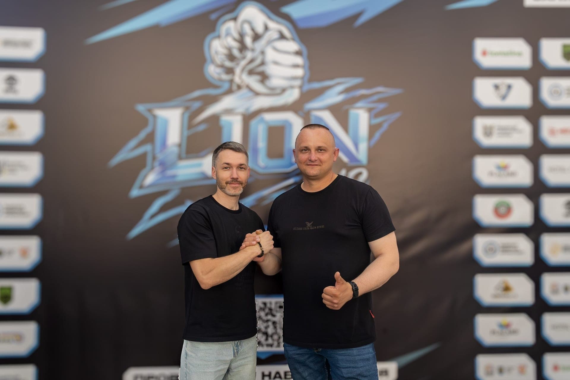 🦁🇺🇦 ВСЕУКРАЇНСЬКИЙ ТУРНІР З АРМРЕСТЛІНГУ «КУБОК ЛЕВА» ПАМ’ЯТІ ІГОРЯ ГЛАДКОГО ПЕРЕВИКОНАВ ЦІЛЬ ТА ЗІБРАВ 224 600 ГРН ДЛЯ НАШИХ ЗАХИСНИКІВ